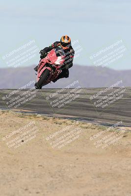 media/Nov-16-2025-Race Pace (Sun) [[8c5fa54630]]/Verified Riders/1-Turns 9 and 10 (925am)/